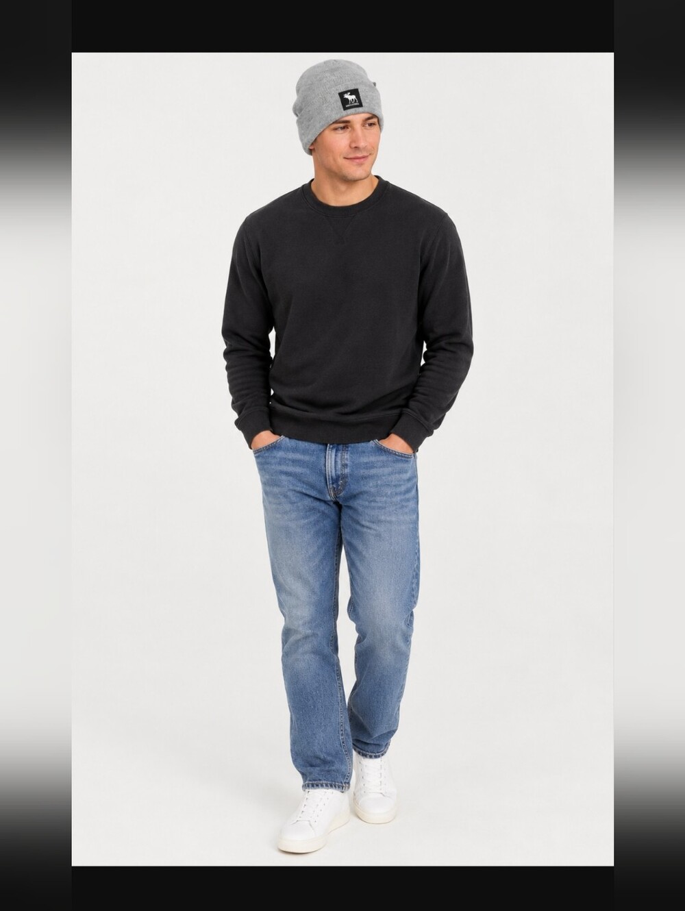 Unisex Abercrombie & Fitch beanie.